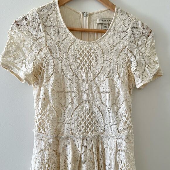 Burberry London RTW Short Sleeve Lace Cotton Silk Dress Ivory Size 4 - Picture 3 of 10